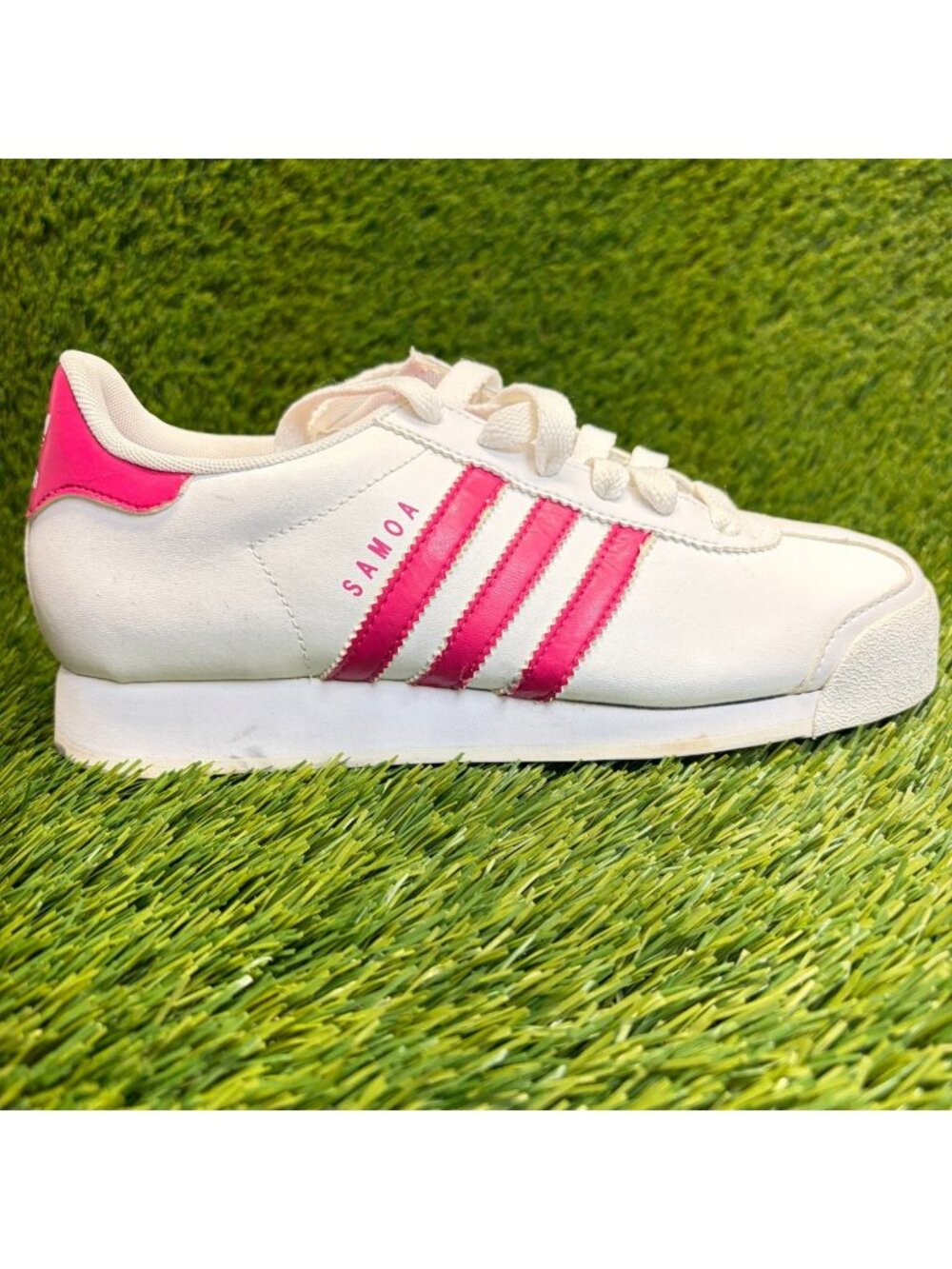 Adidas Samoa Womens Size 6 White Pink Athletic Leather Walking Shoes Sneakers